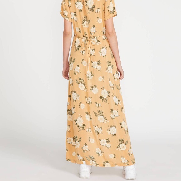 NWT Volcom Yellow Floral Button Up Maxi Dress - Picture 2 of 8